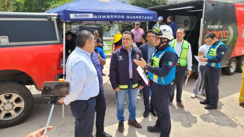 Mil 222 personas evacuaron el Centro Civico en simulacro por el Dia Nacional de Proteccion Civil 2024